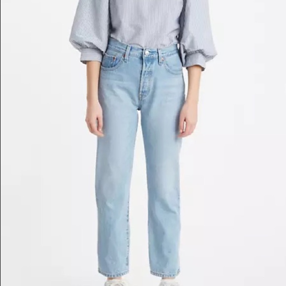 Brand new Distressed 501 Jeans